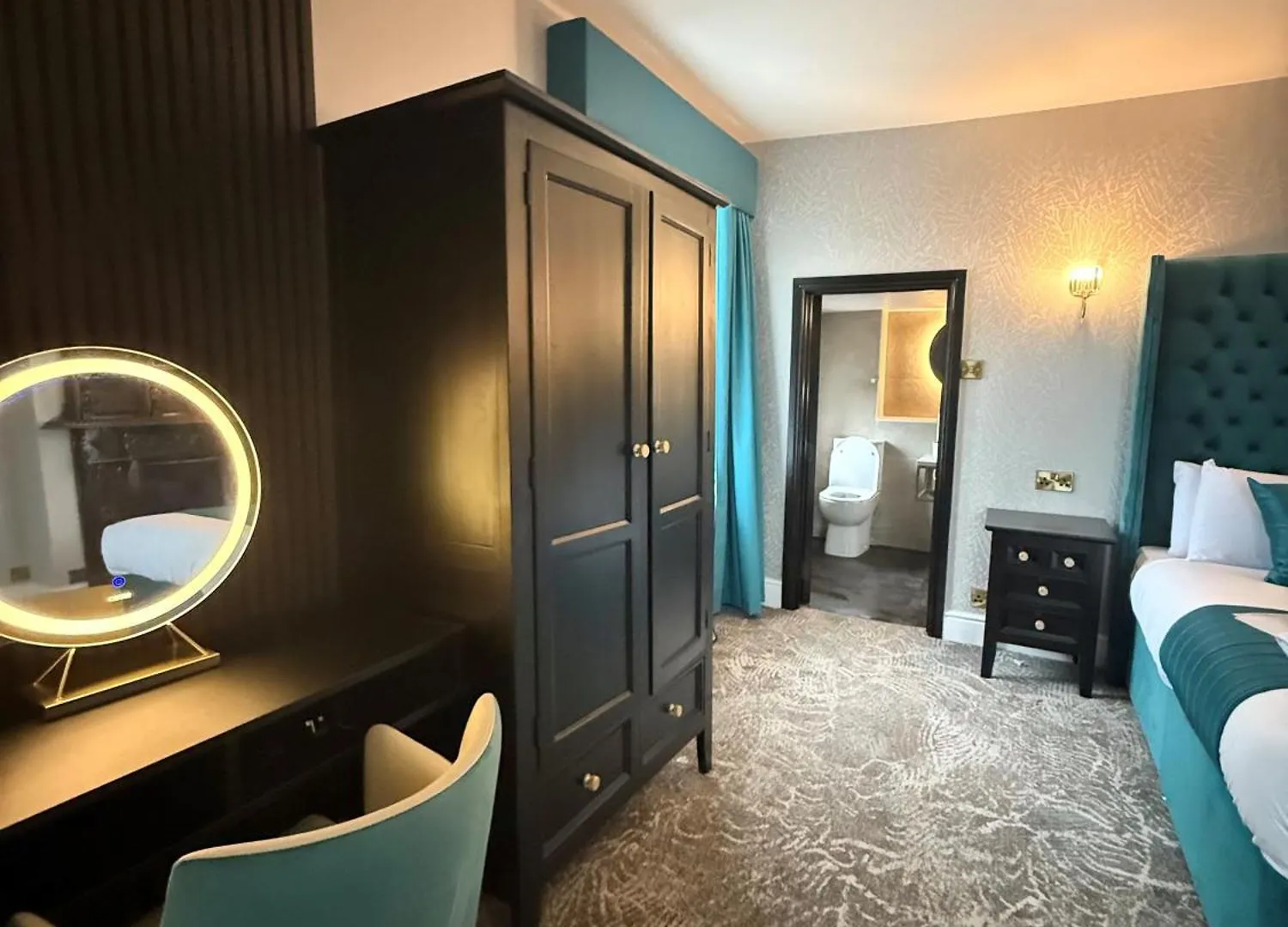 Staying in Wales: 15 Resort Hotels Honestly Compared