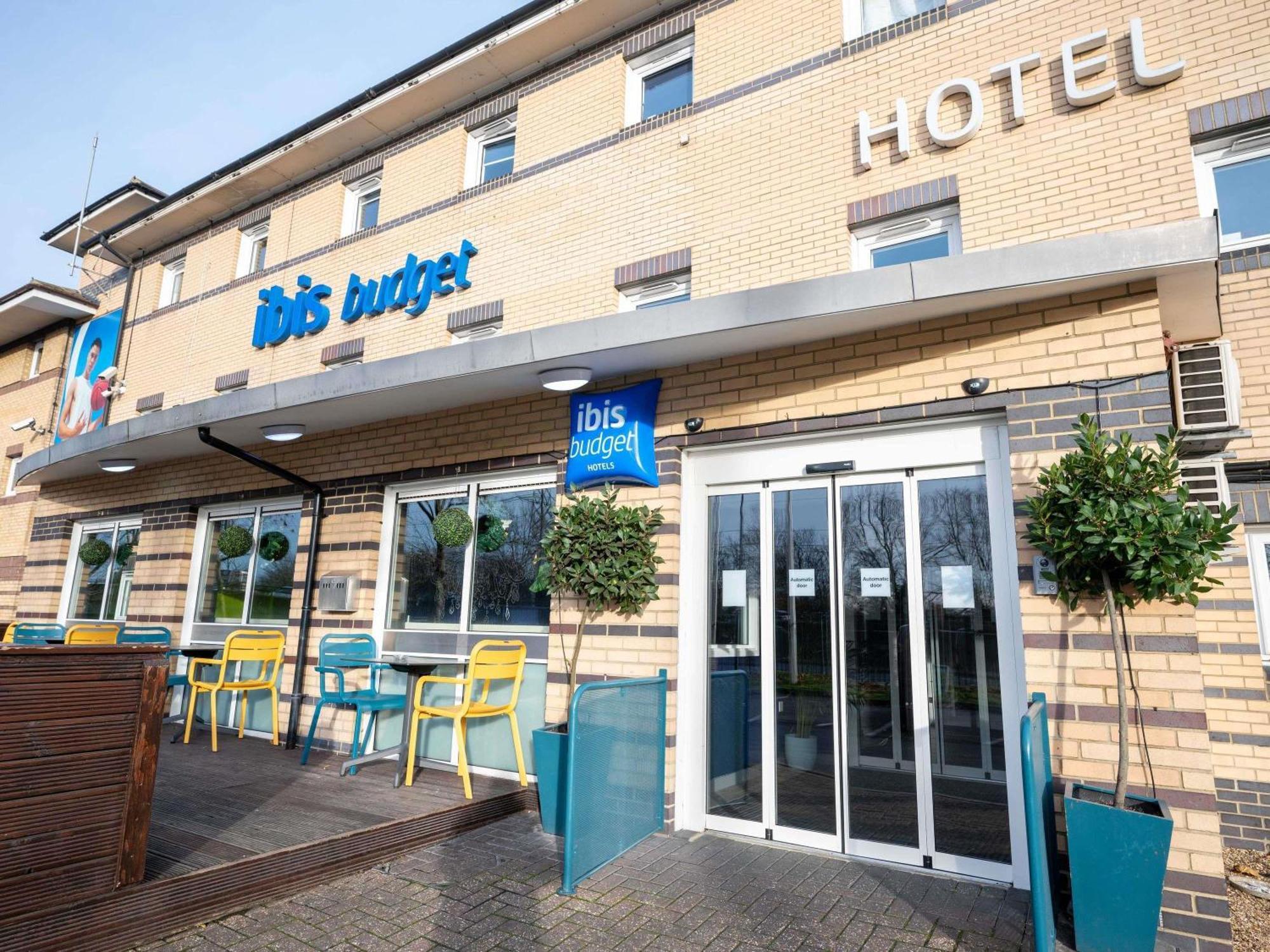 5 Top-Rated Airport Hotels in Greater London Worth Booking